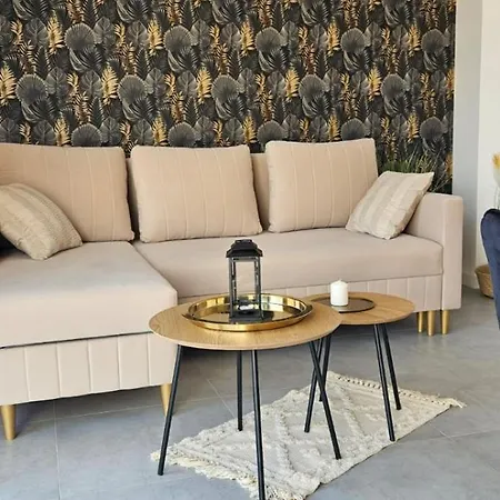 Zlote Sady Na Mazurach Z Widokiem Na Jezioro Mikołajki