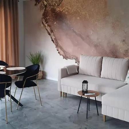 Zlote Sady Na Mazurach Z Widokiem Na Jezioro Lägenhet Mikołajki