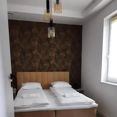 Zlote Sady Na Mazurach Z Widokiem Na Jezioro Mikolajki (Mragowo)