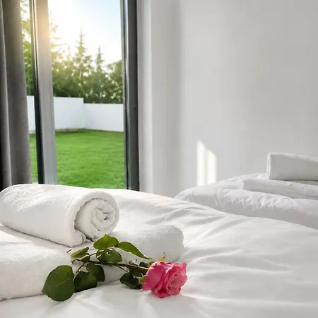 Apartman Zlote Sady Na Mazurach Z Widokiem Na Jezioro Mikołajki