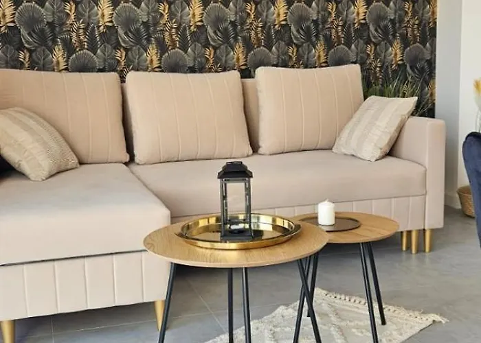 Zlote Sady Na Mazurach Z Widokiem Na Jezioro Mikolajki (Mragowo)