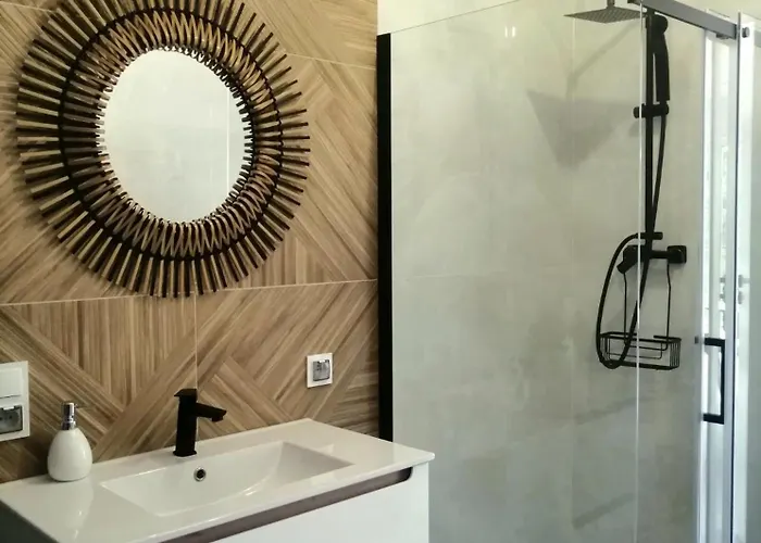 Zlote Sady Na Mazurach Z Widokiem Na Jezioro Mikolajki (Mragowo)