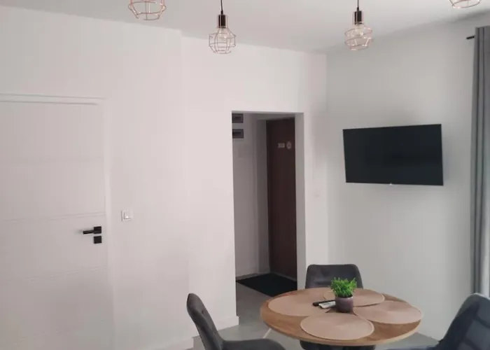 Zlote Sady Na Mazurach Z Widokiem Na Jezioro Mikolajki (Mragowo)